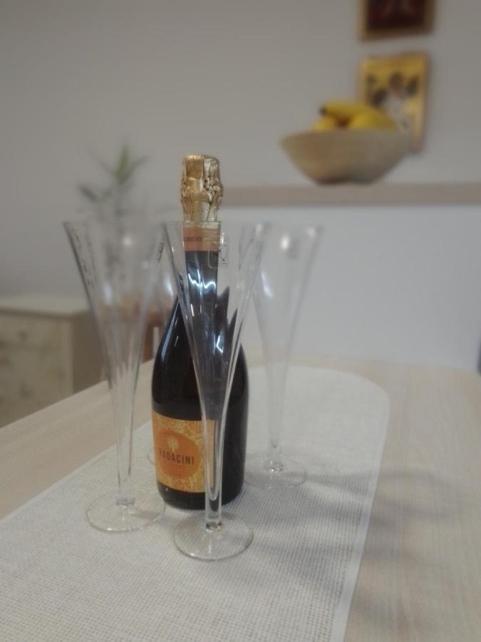 Appartamento Nektar 88 Vrnjačka Banja Esterno foto